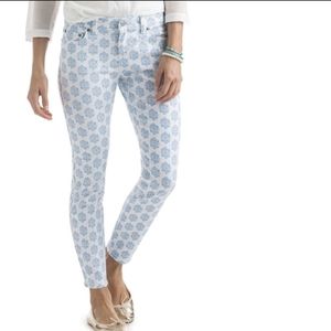 vineyard vines white jeans